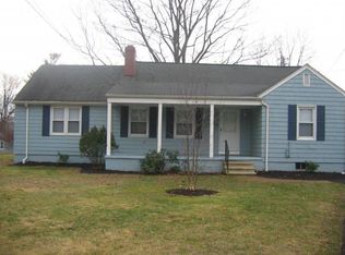 121 Pine Orchard Rd, Branford, CT 06405