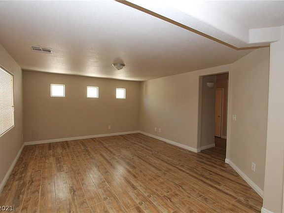 5th image of 5416 Leadville Ave