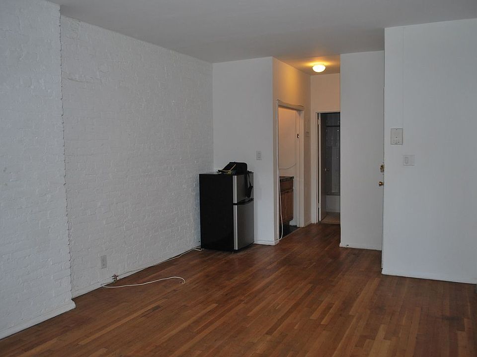 2nd image of 411 E 82nd St APT 2D