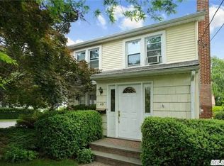 49 Park Ave, Port Washington, NY 11050