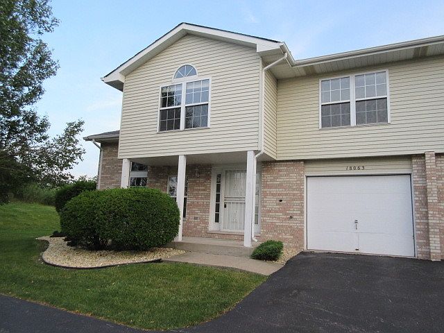 1st image of 18063 Vista Dr