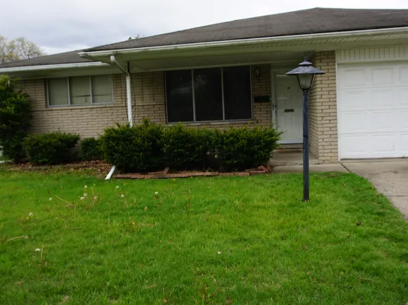 3858 Martin Rd, Warren, MI 48092