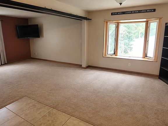4th image of 17428 Thornleigh Rd