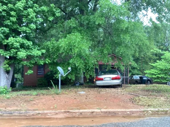 2109 Stone St, Opelika, AL 36801