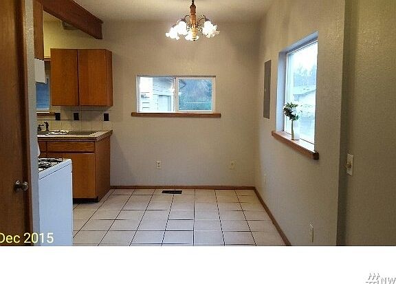 4th image of 4531 23rd Ave SE