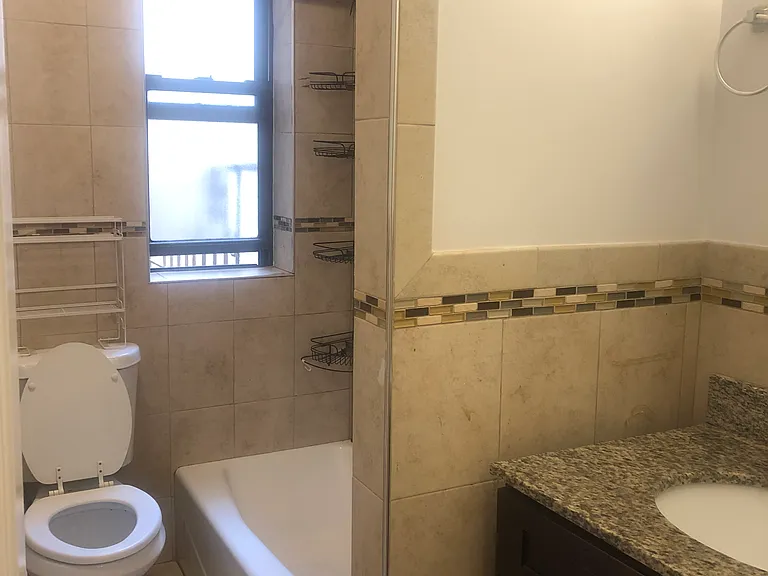 226 Brookside Ave #4 — Photo 6