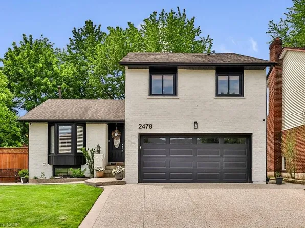 2478 Cavendish Dr, Burlington, ON L7P 3T9