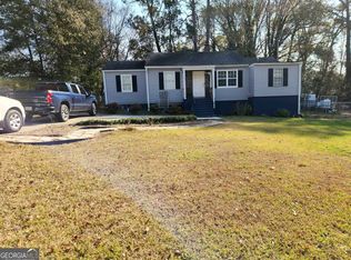 121 Oak Dr, Elberton, GA 30635
