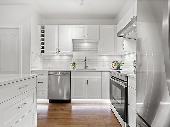 5th image of 19091 McMyn Rd #212