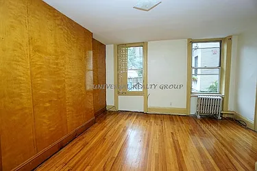 Rented by Universal Realty Group