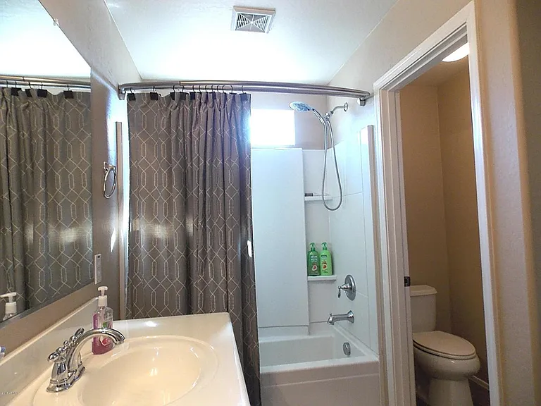 4147 E Fairbanks St — Photo 29