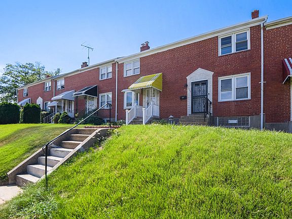 3rd image of 1028 Tunbridge Rd