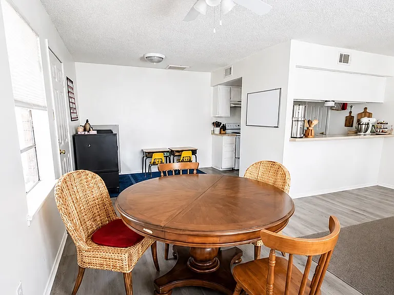 4501 Hunt Cir #B — Photo 6
