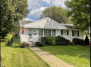 1370 Eastern Ave, Morgantown, WV 26505