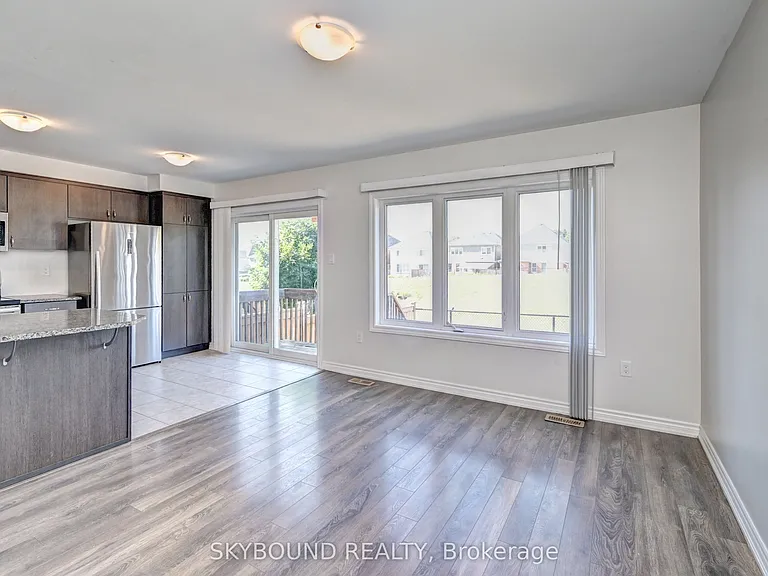 260 Waterbrook Ln — Photo 10