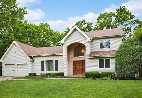 2nd image of 9 Bowers Ln