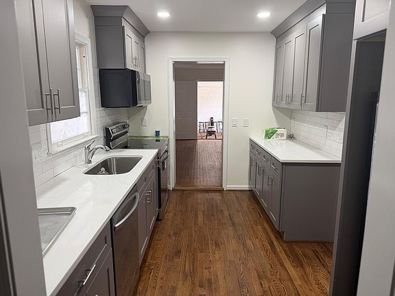 5th image of 1834 Fellowship Rd