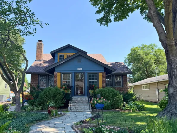 1713 Beaver Ave, Des Moines, IA 50310