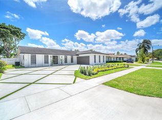 4860 N 37th St, Hollywood, FL 33021