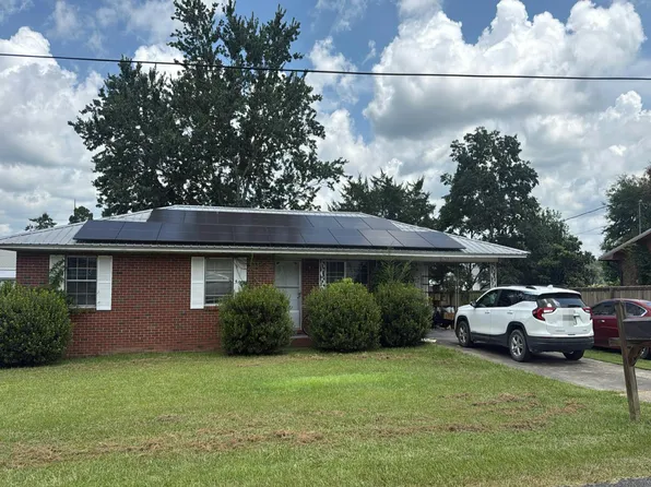 505 W Montana Ave, Bonifay, FL 32425