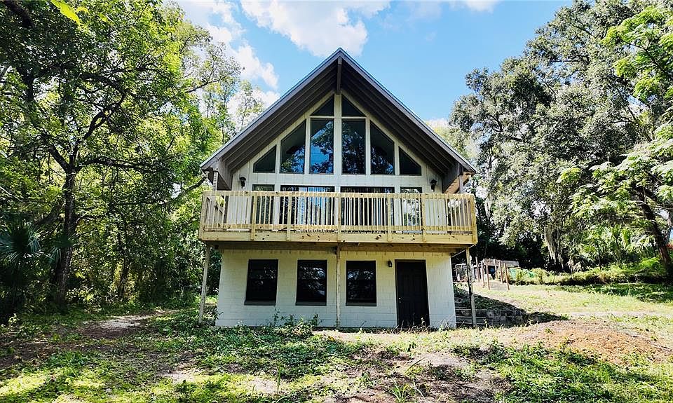 1st image of 409 S Dixie Ave