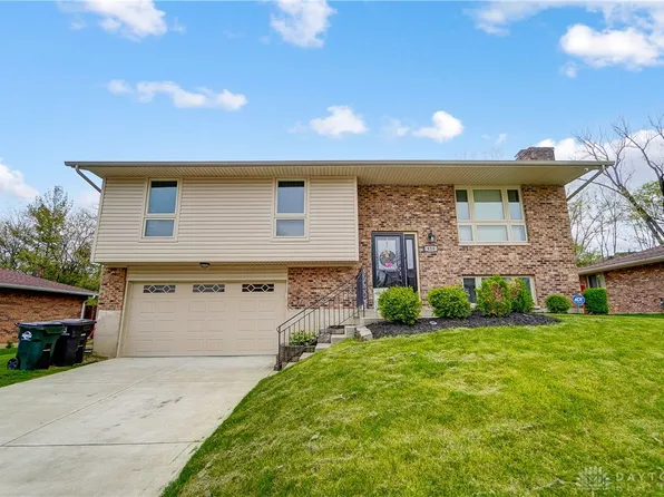 416 Greenport Dr, Dayton, OH 45449