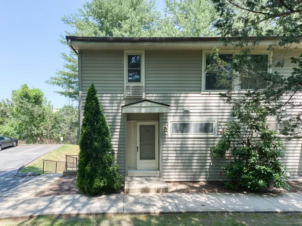118 Sheraton Lane #118, Norwich, CT 06360