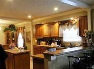 1434 Poplar Creek Rd, Oliver Springs, TN 37840