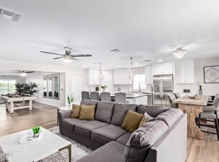 8412 E Oak St, Scottsdale, AZ 85257