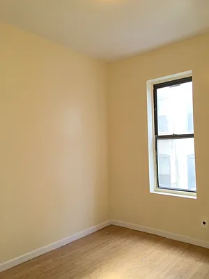 Rented by Uptown Flats LLC | media 18