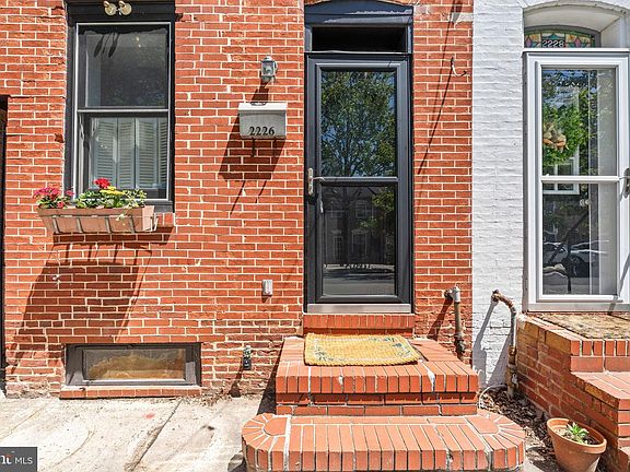 4th image of 2226 Essex St