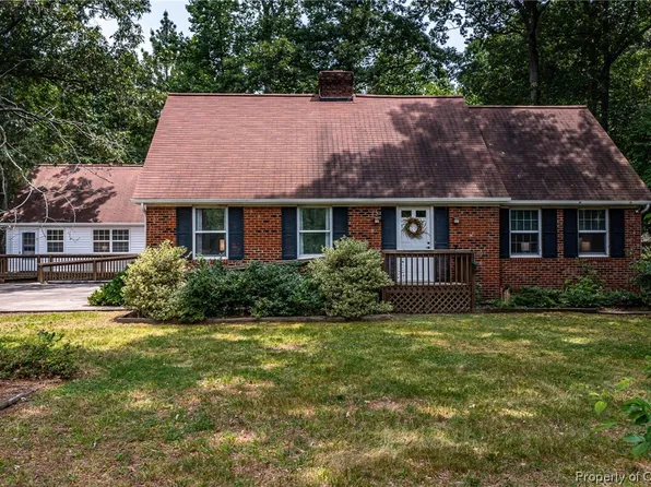 86 Venable Dr, Kilmarnock, VA 22482
