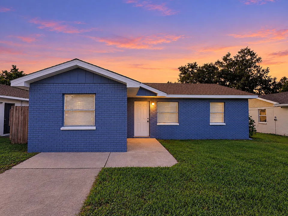 2038 Somerville Ln