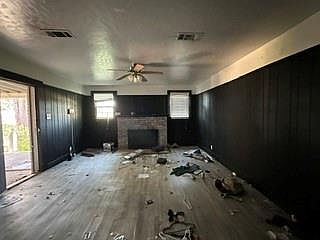 5th image of 25558 Washington St