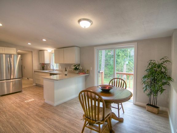 5th image of 40 E Peebles Ct