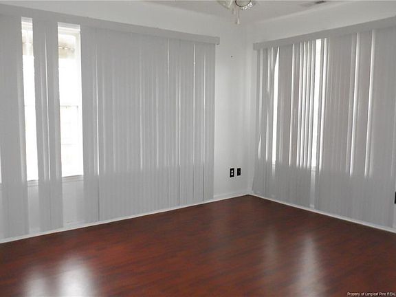 4th image of 8545 Congressional Ave