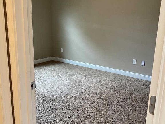 4th image of 7608 Blackjack Cir