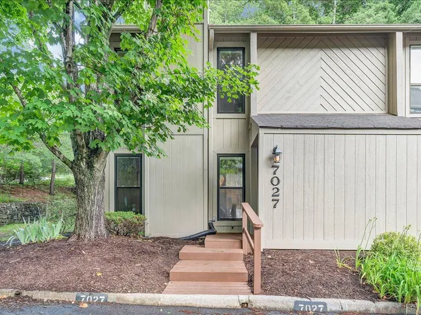 7027 Oak Ct, Roanoke, VA 24018