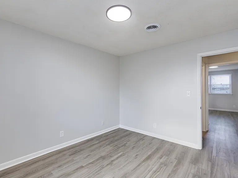 1032 Hickory Hill Ln — Photo 22