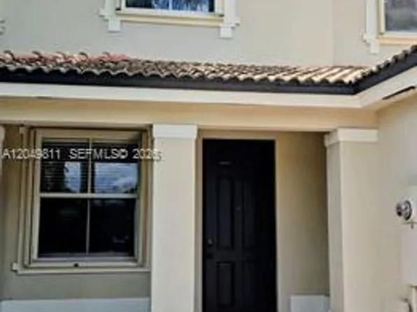 4163 NE 11th St #Townhouse 4163, Homestead, FL 33033