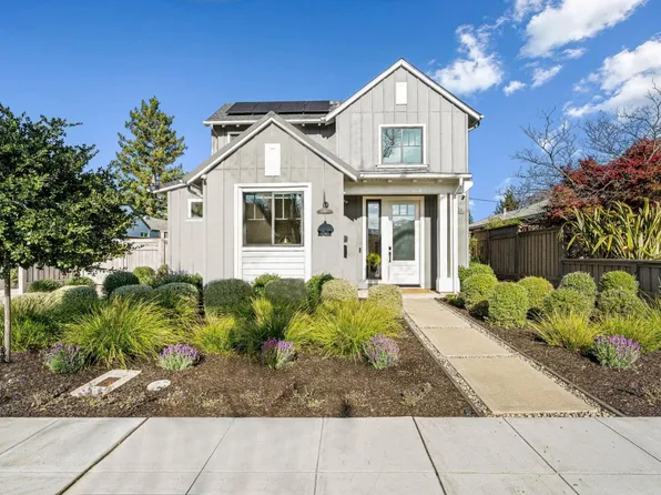 1741 Connecticut Dr, Redwood City, CA 94061