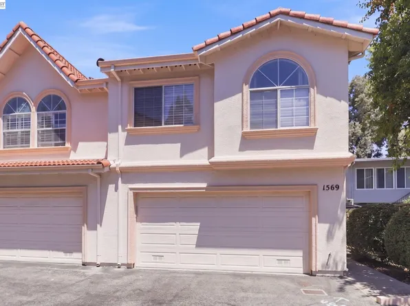 1569 Oxford St, Redwood City, CA 94061