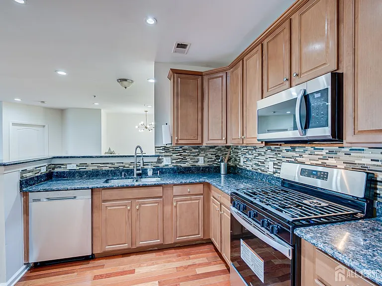 2822 Edward Stec Blvd — Photo 13