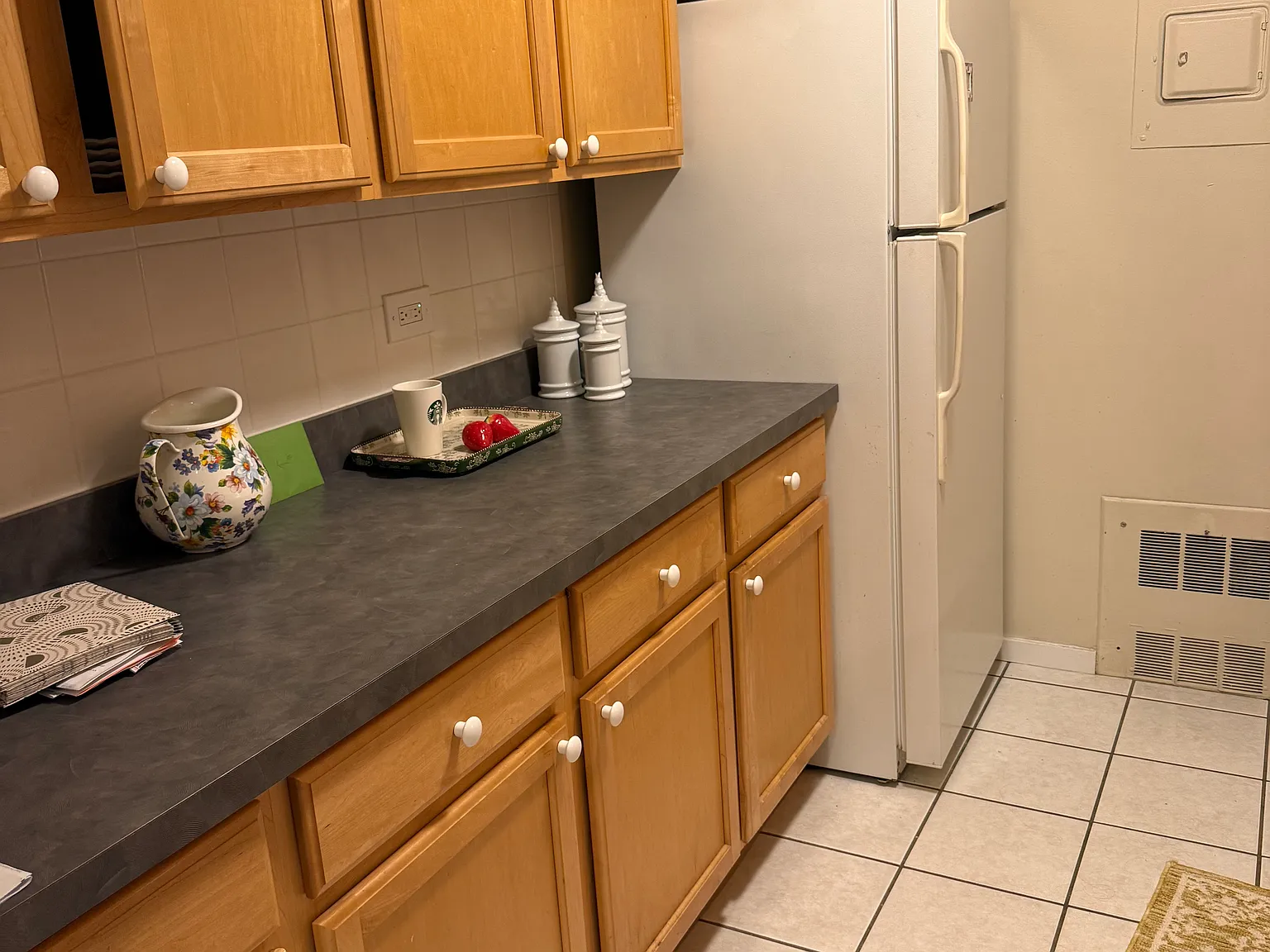1 bed, 1000 sqft, $1,650 — Photo 2