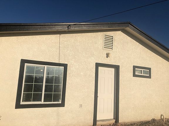 3rd image of 3609 Lyman Ln