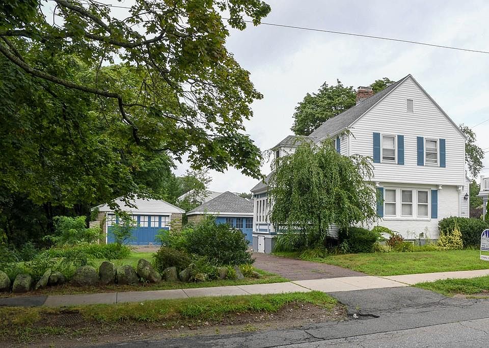 216 Governors Ave, Medford, MA 02155 Zillow