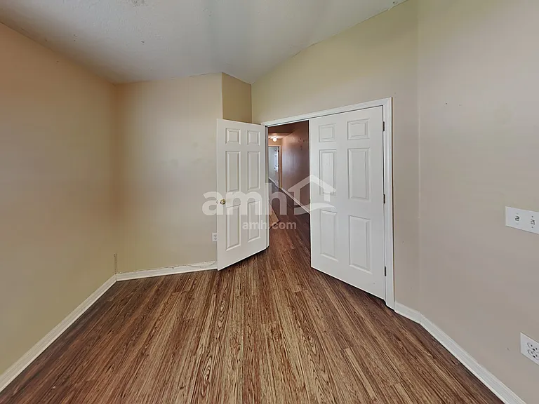 25815 Crippen Dr — Photo 13