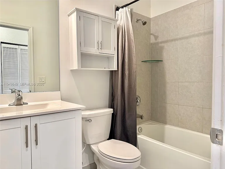 21050 NE 8th Ave — Photo 20