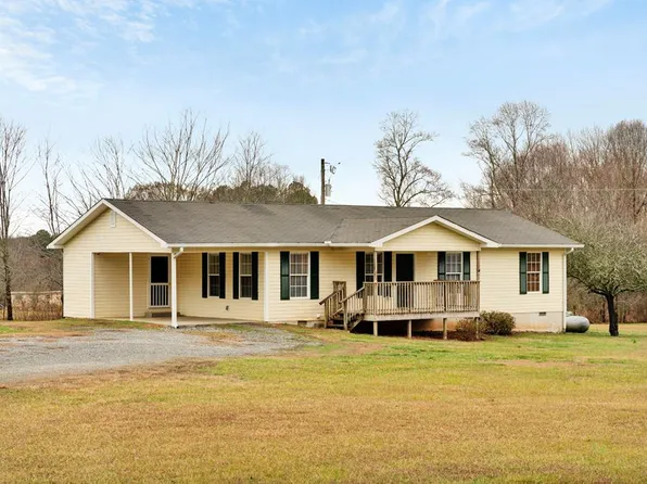 700 Tilley Rd, Talking Rock, GA 30175
