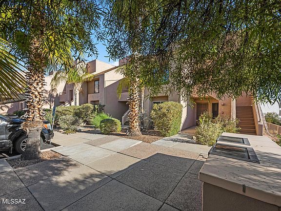 2nd image of 5675 N Camino Esplendora APT 1100